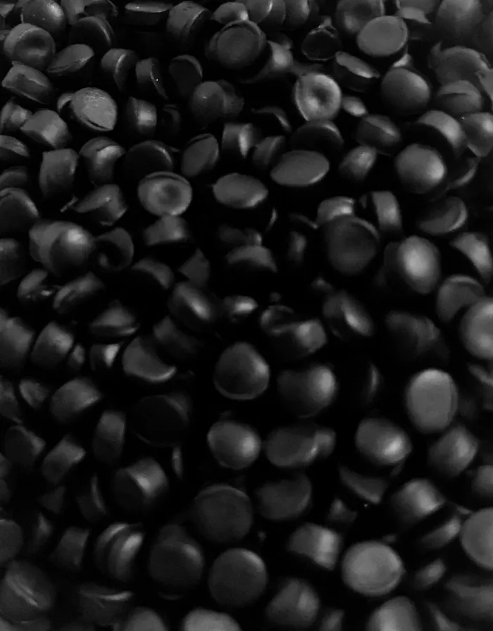 Macro view of devulcanized rubber granulate